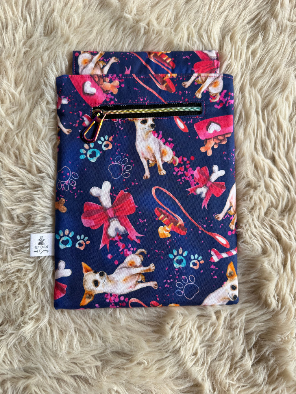 Small eReader and Book Sleeve Chihuahua