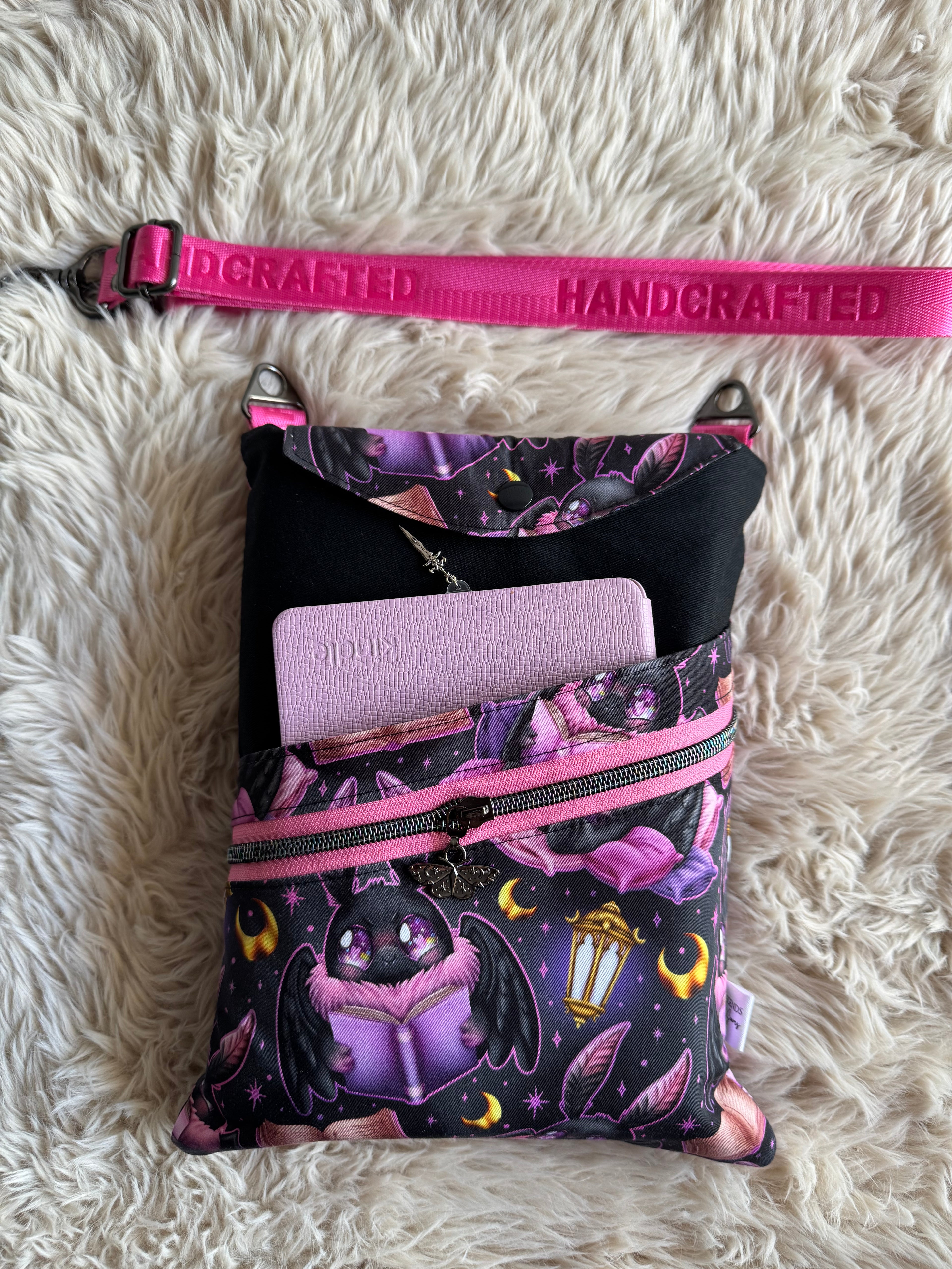 Large 3in1 Sleeve Mothman with Strap