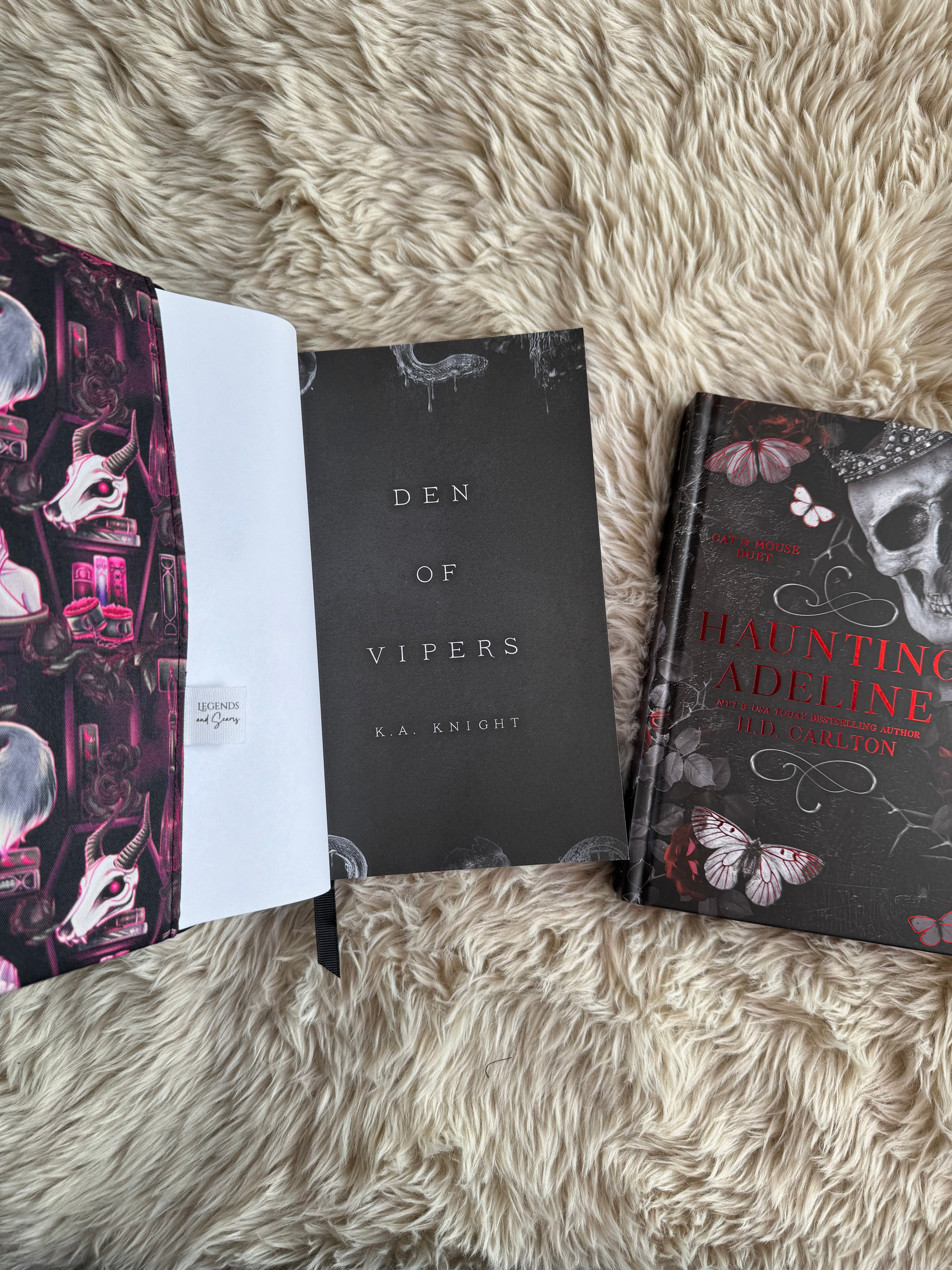 18+ XXL Dust Jacket 9” x 6” (Tall Paperbacks)