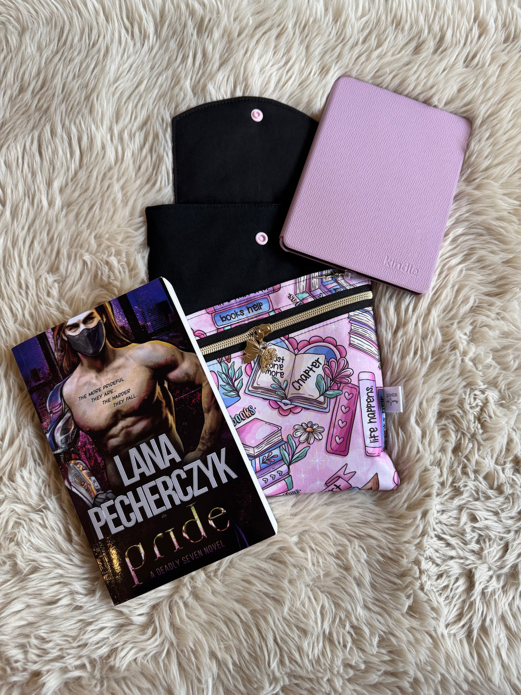Small 3in1 Sleeve Booktrovert (Pink)