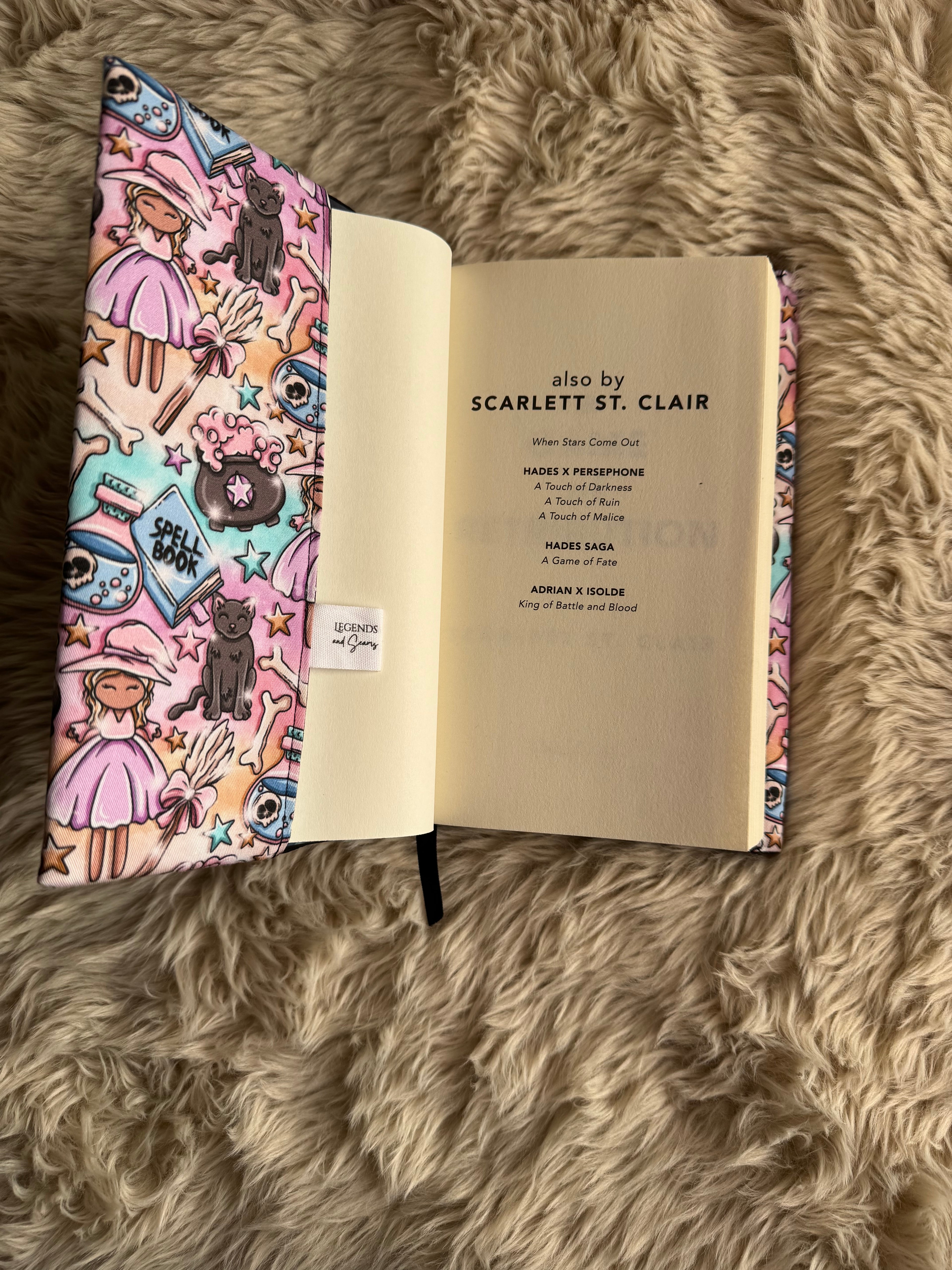 M Dust Jacket 8.25” x 5.25/5.5” (Short Paperbacks)