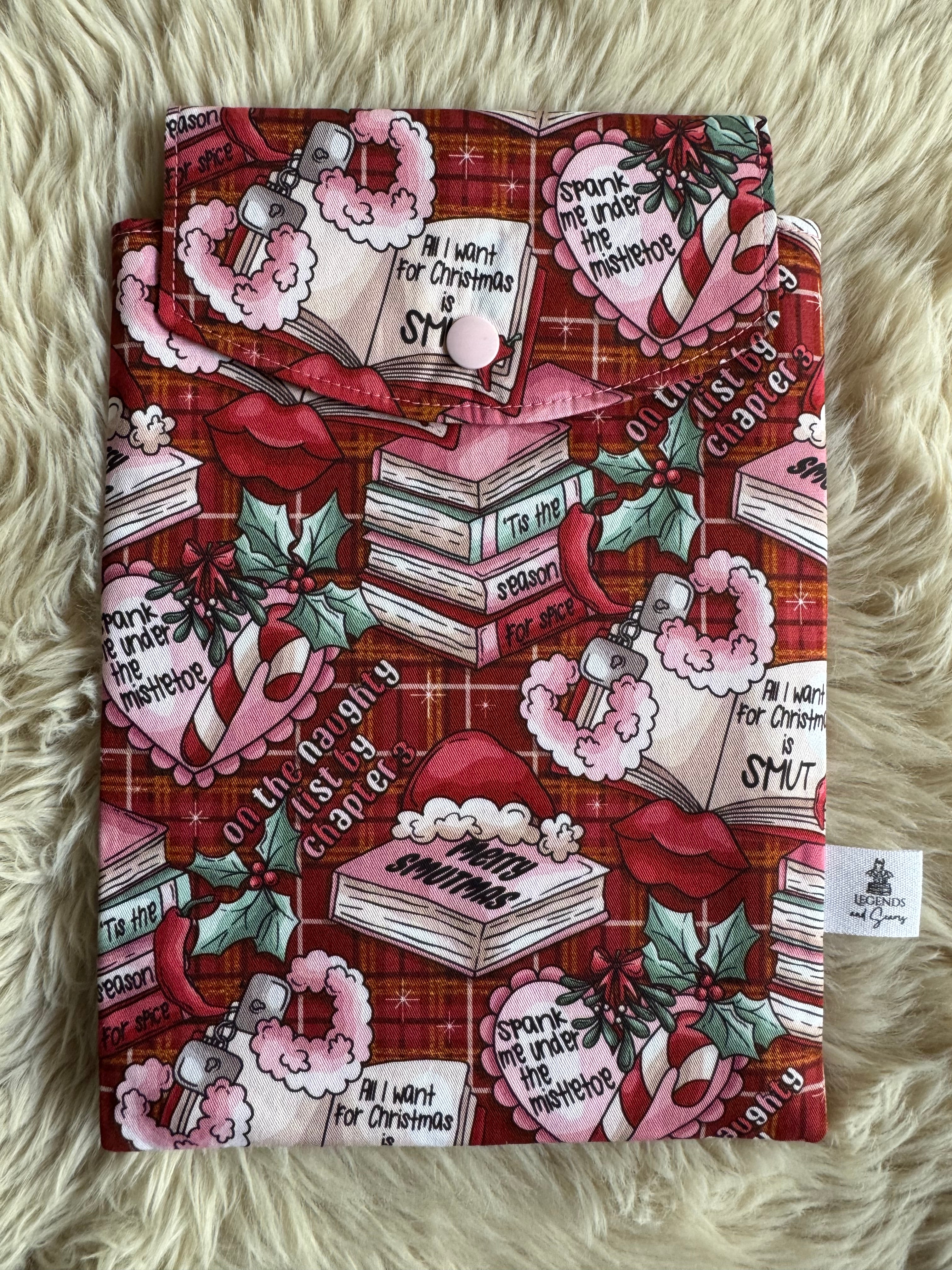 Small eReader and Book Sleeve Smutmas (Red tartan)