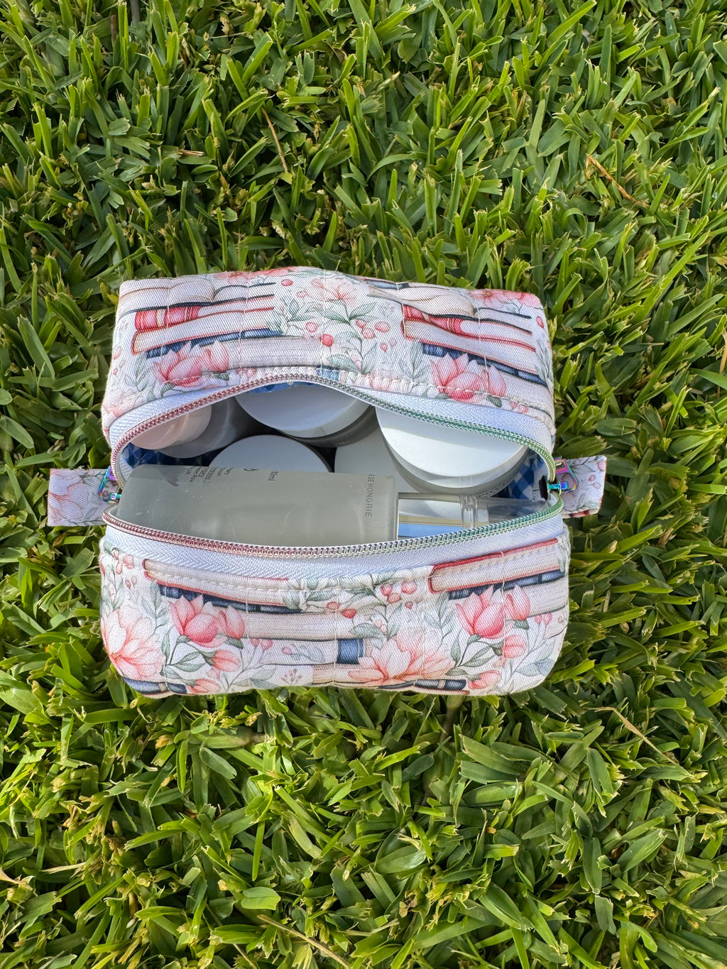 XS Boxy Pouch