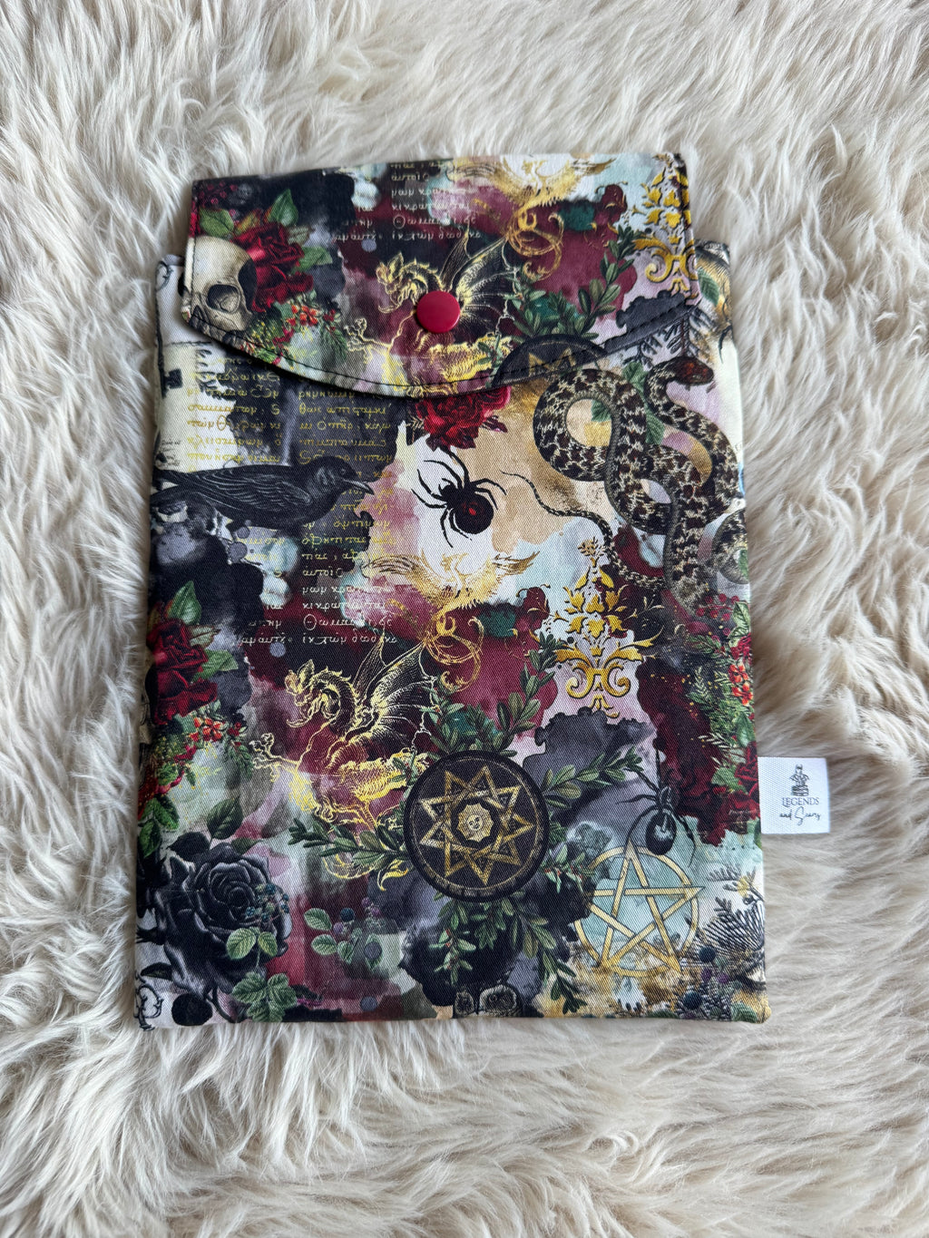Small eReader and Book Sleeve Gothic