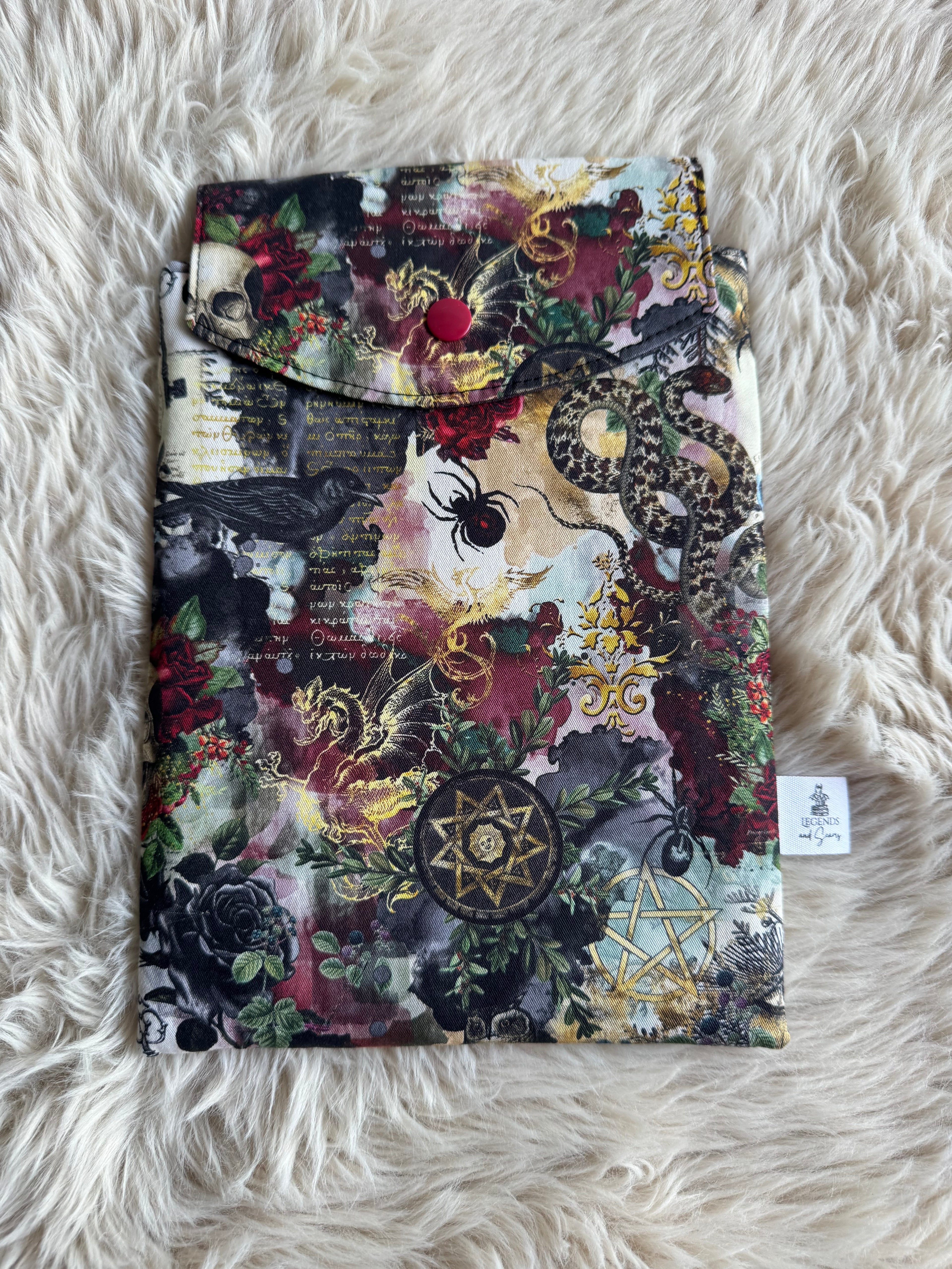 Small eReader and Book Sleeve Gothic