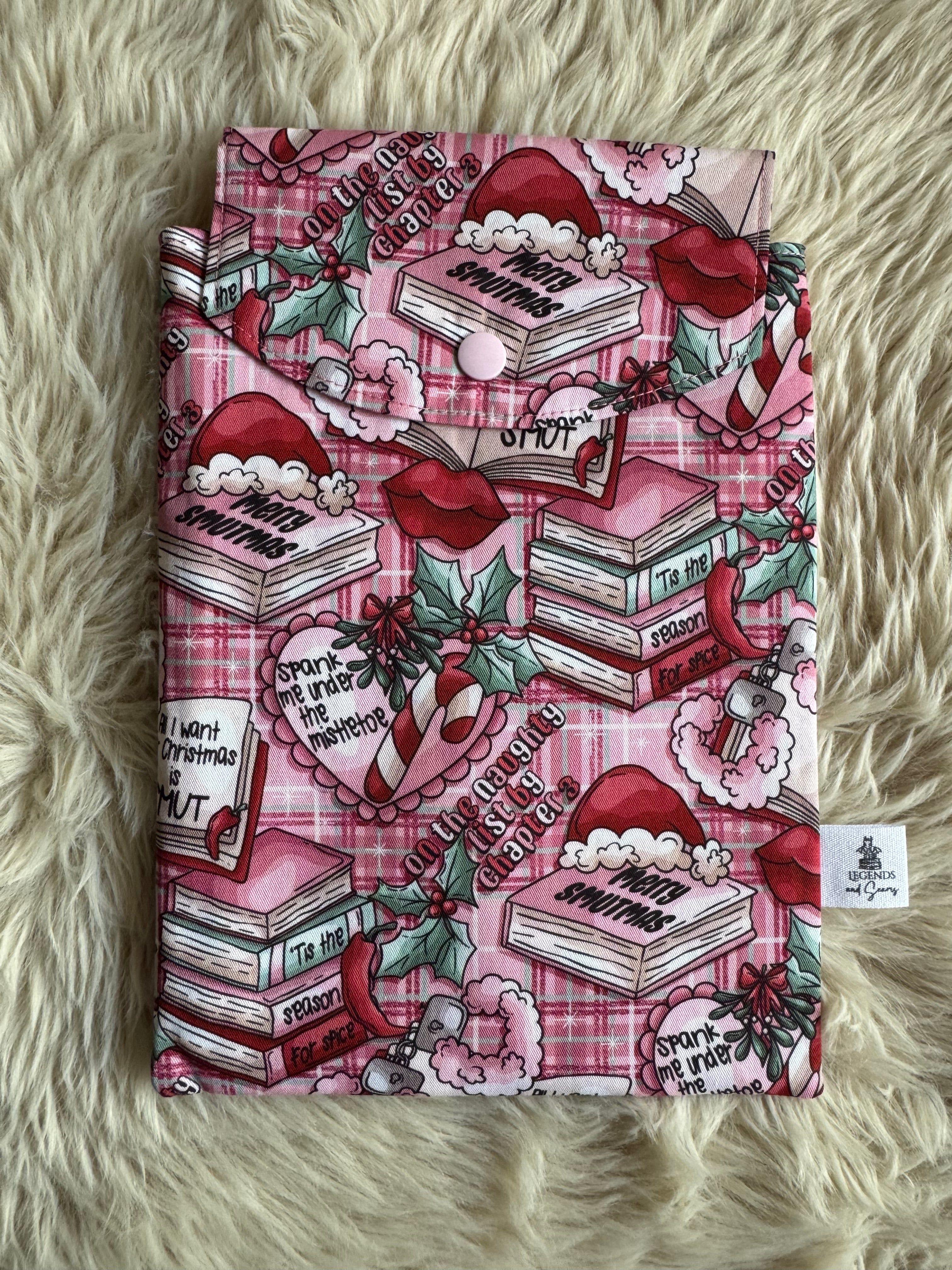 Small eReader and Book Sleeve Smutmas (Pink tartan)
