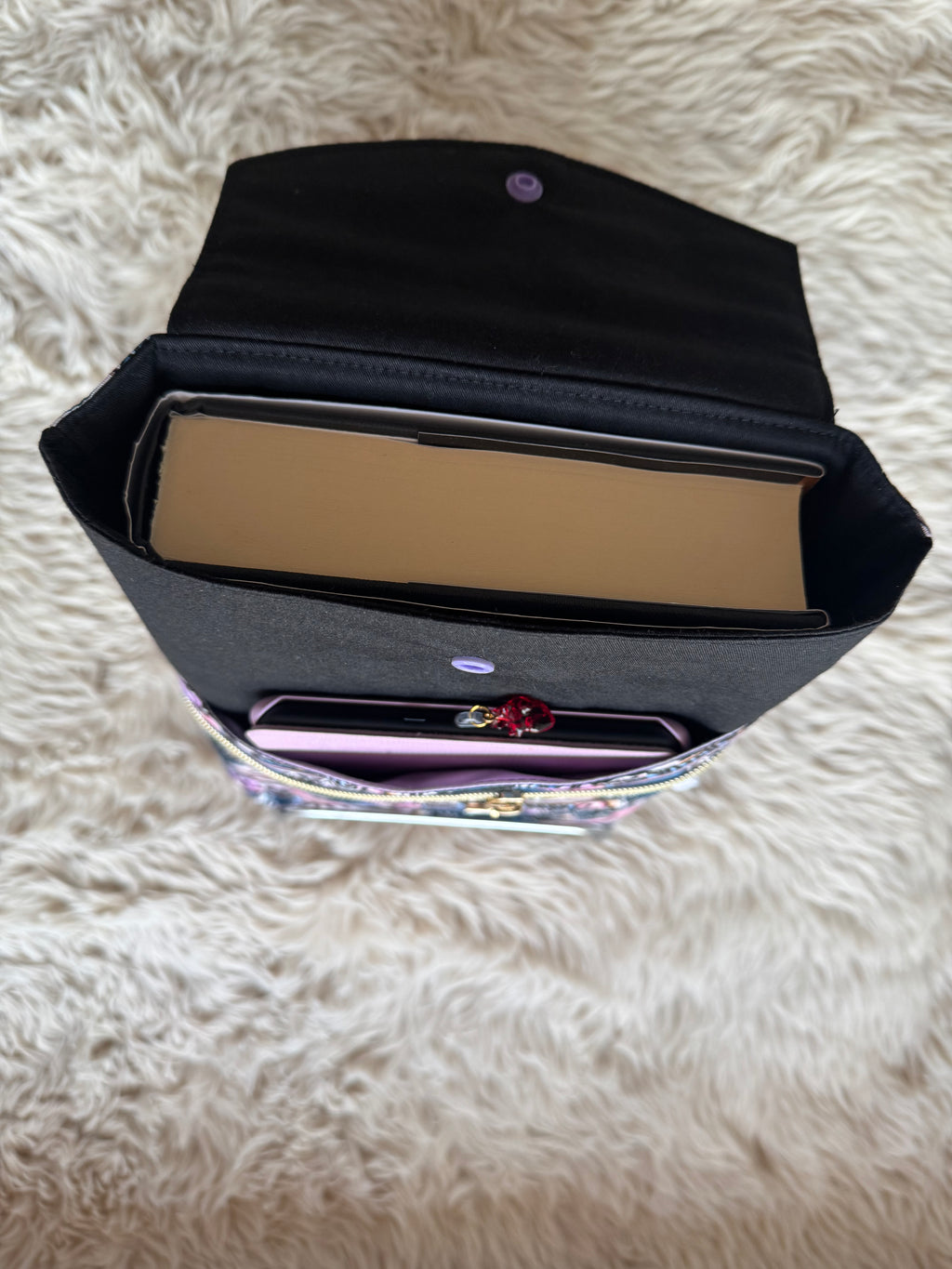 Large 3in1 Bad witch book club (Dark)
