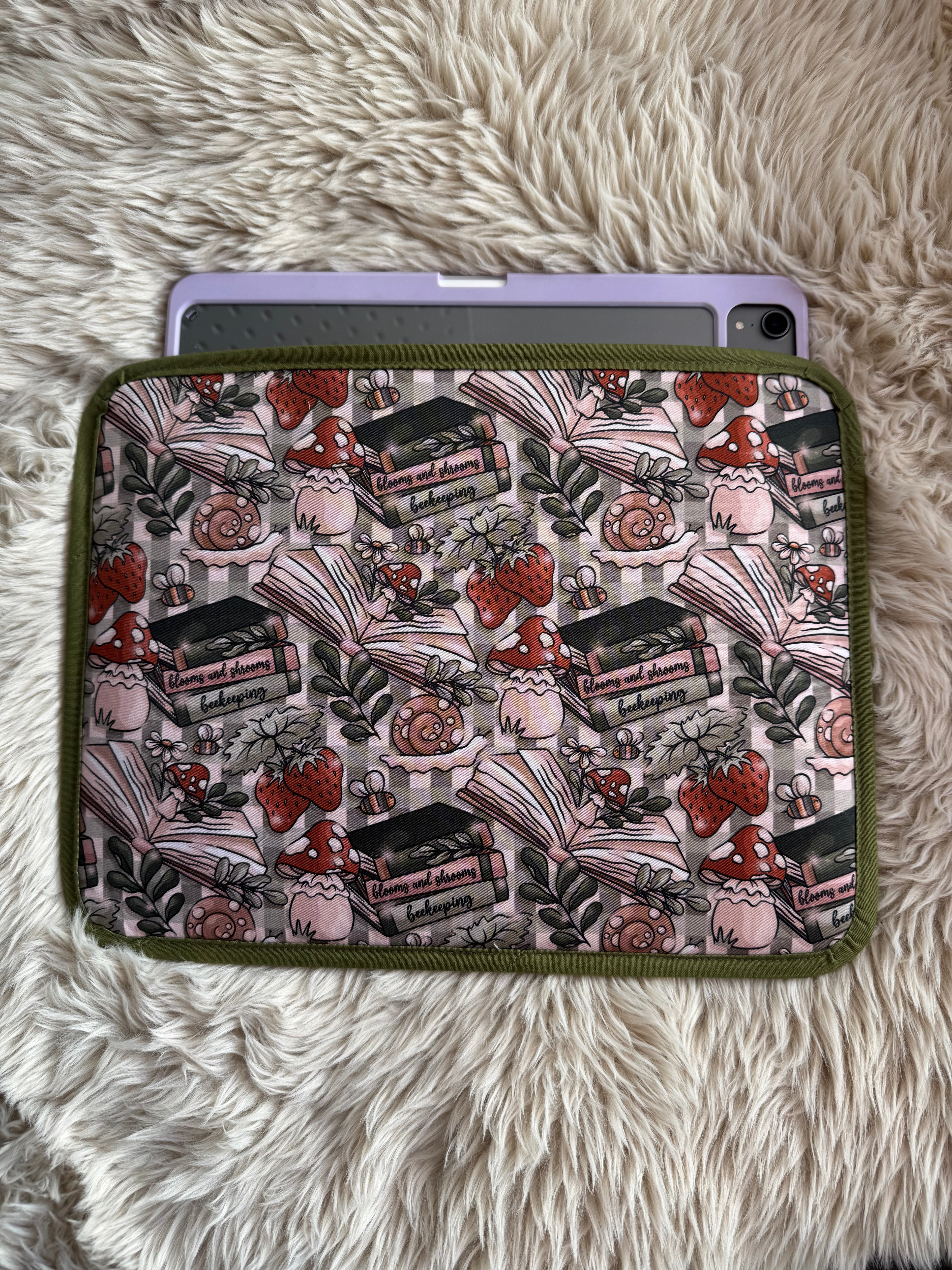 Custom Device Padded Sleeves with Slip Pocket