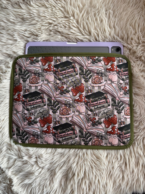 Custom Device Padded Sleeves with Slip Pocket