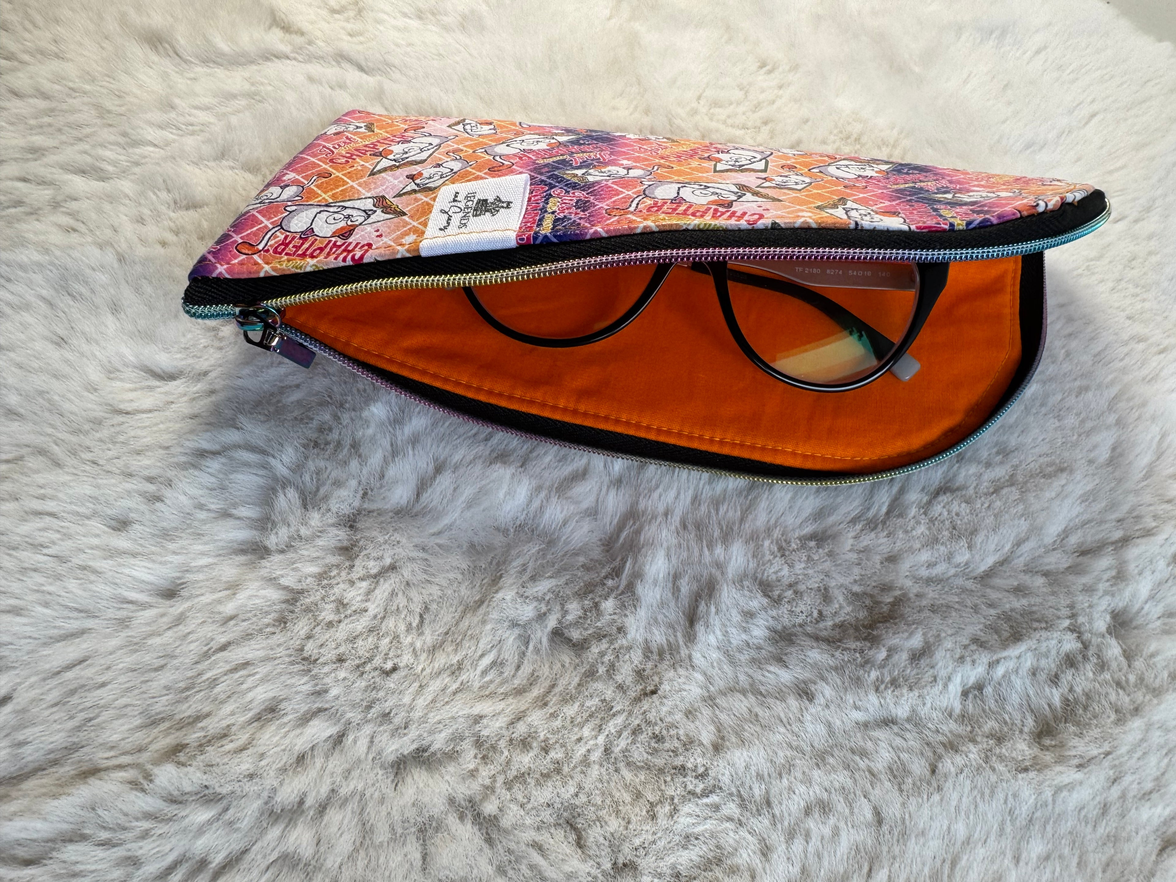 Glasses/Pencil Case