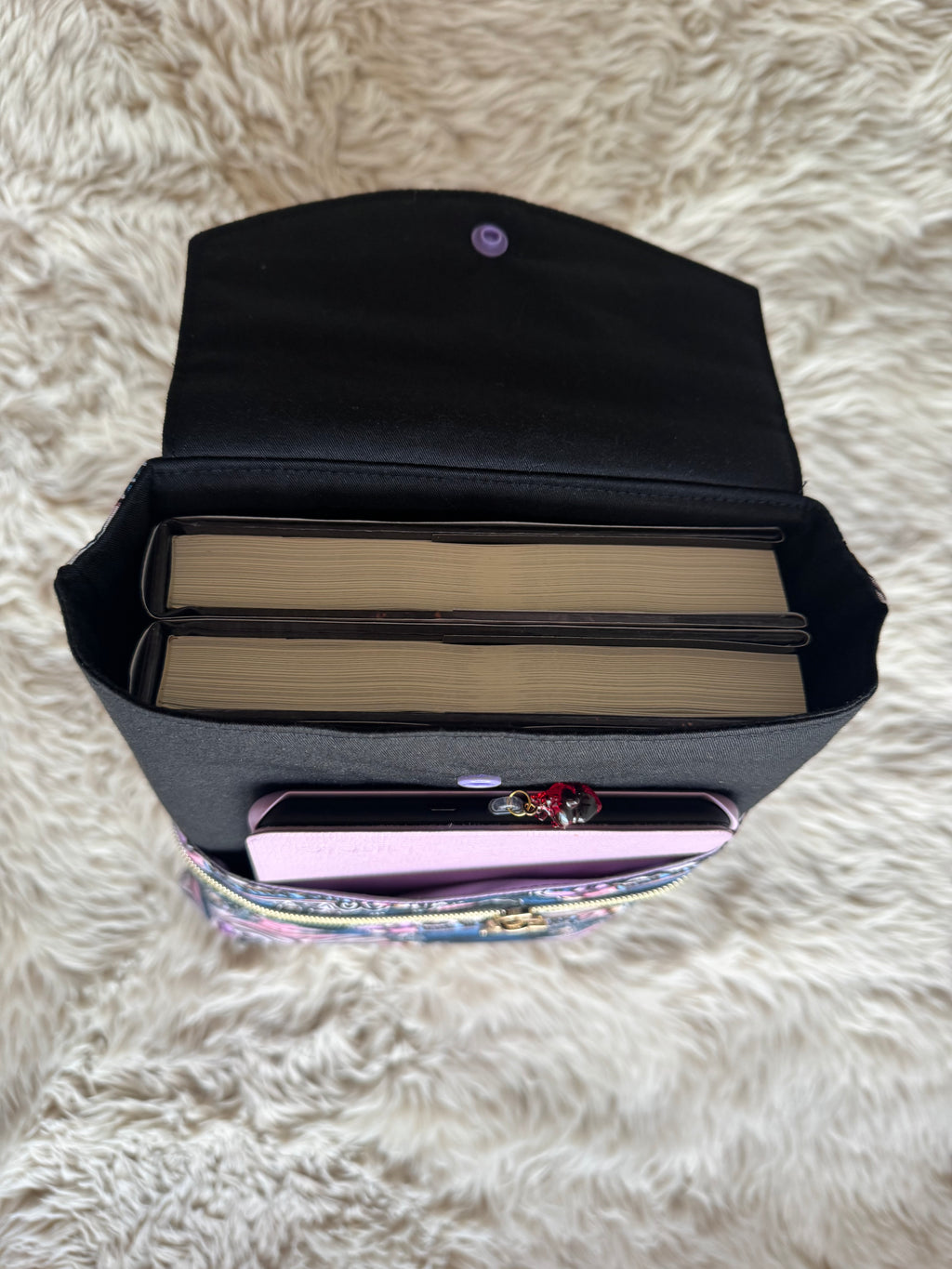Large 3in1 Bad witch book club (Dark)