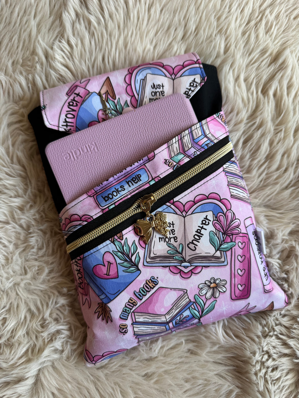 Small 3in1 Sleeve Booktrovert (Pink)