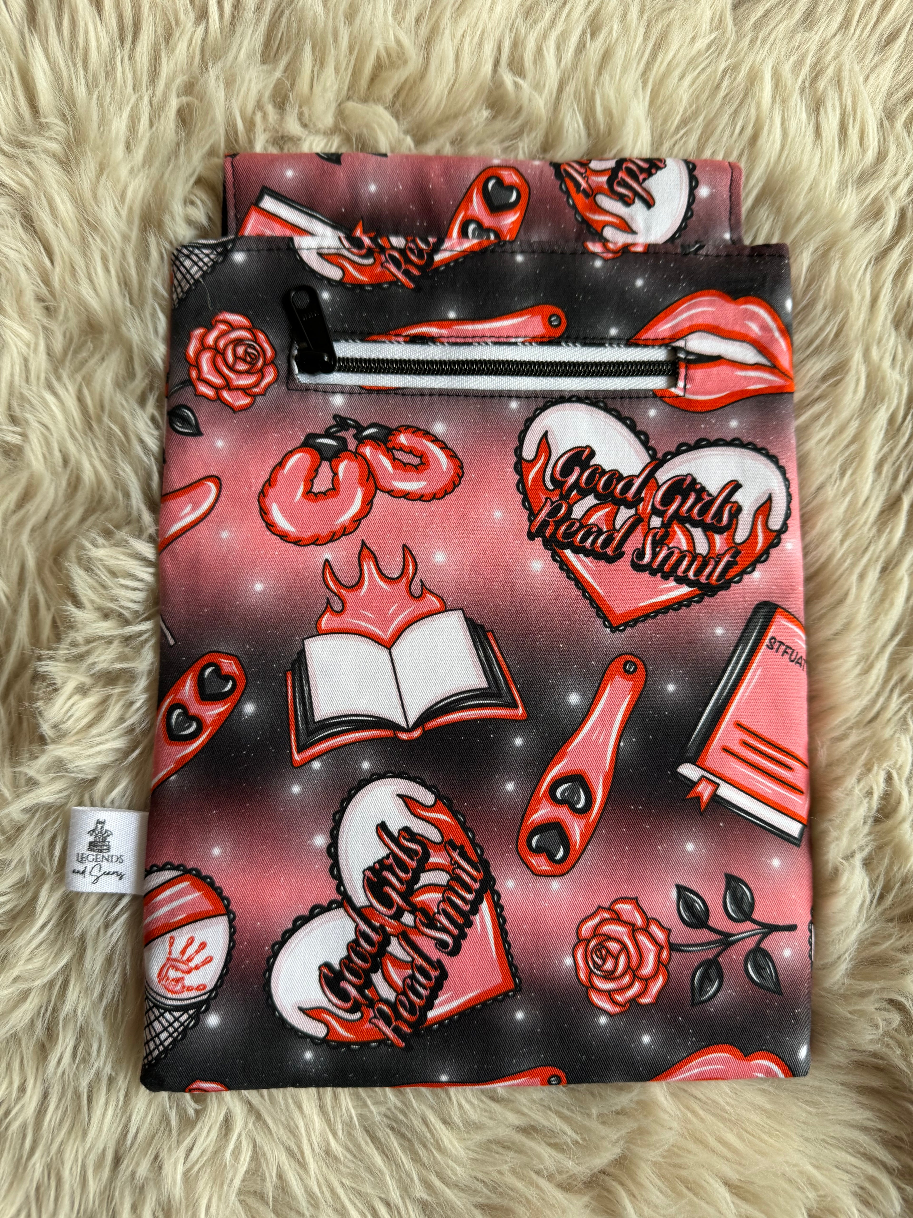 Small eReader and Book Sleeve Good girls read smut