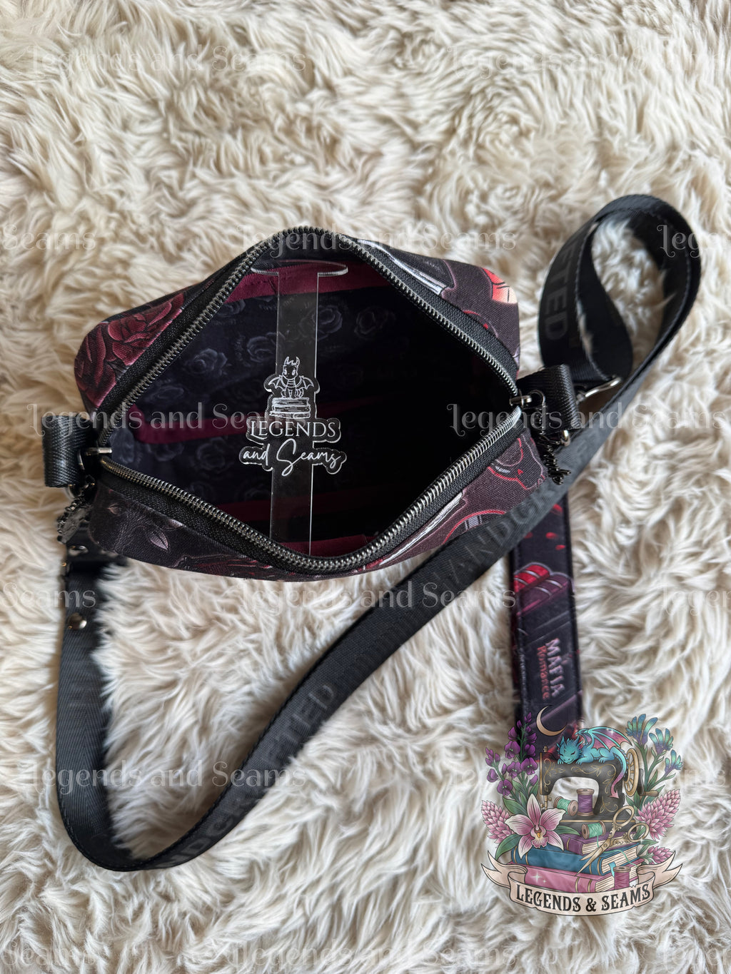 Mafia mighty mini bag (Moody Red)
