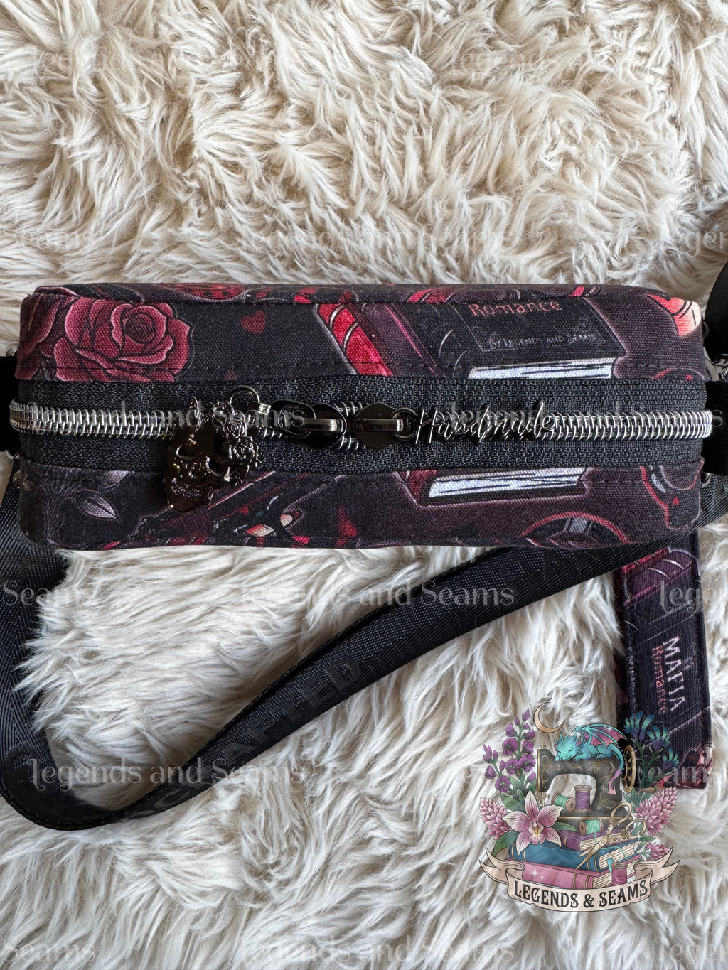 Mafia mighty mini bag (Moody Red)