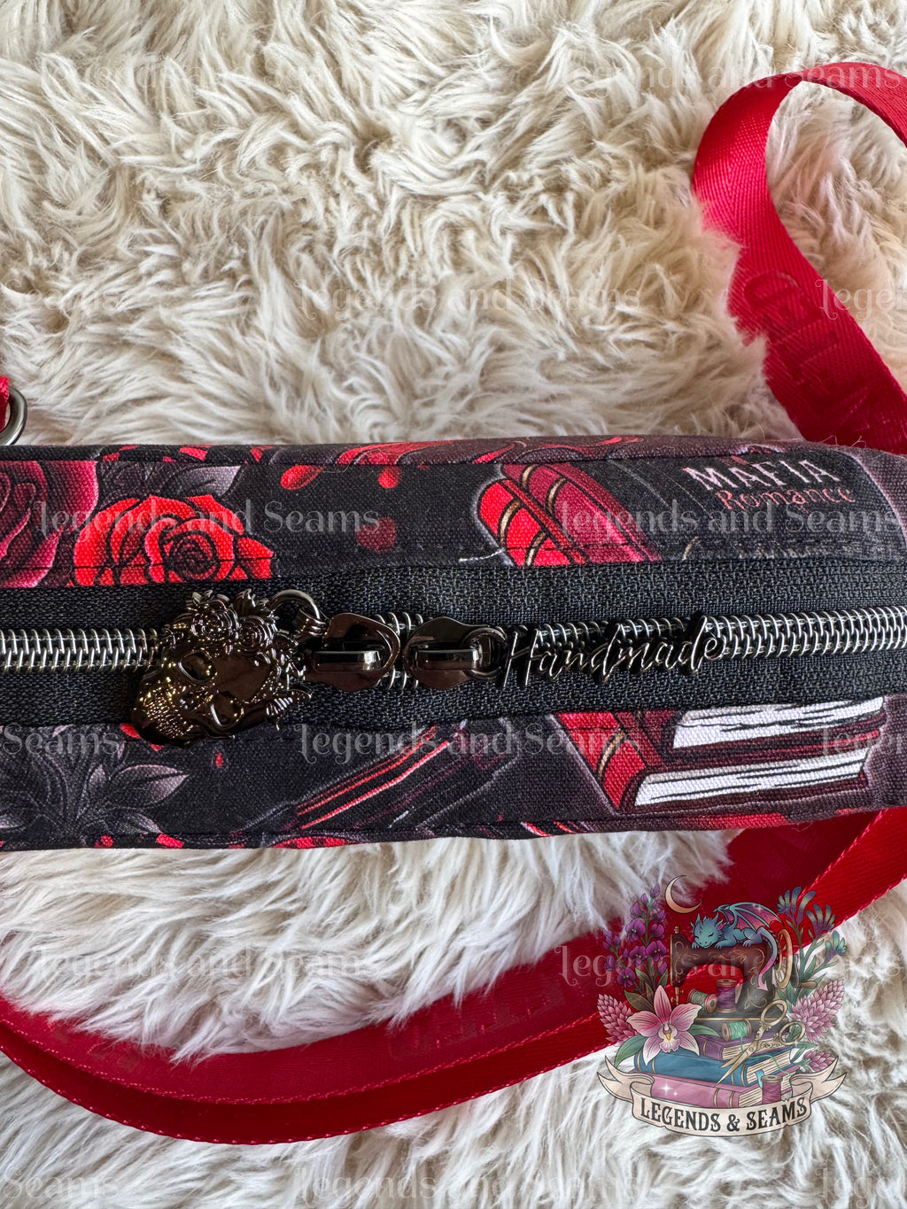 Mafia mighty mini bag (Vibrant Red)