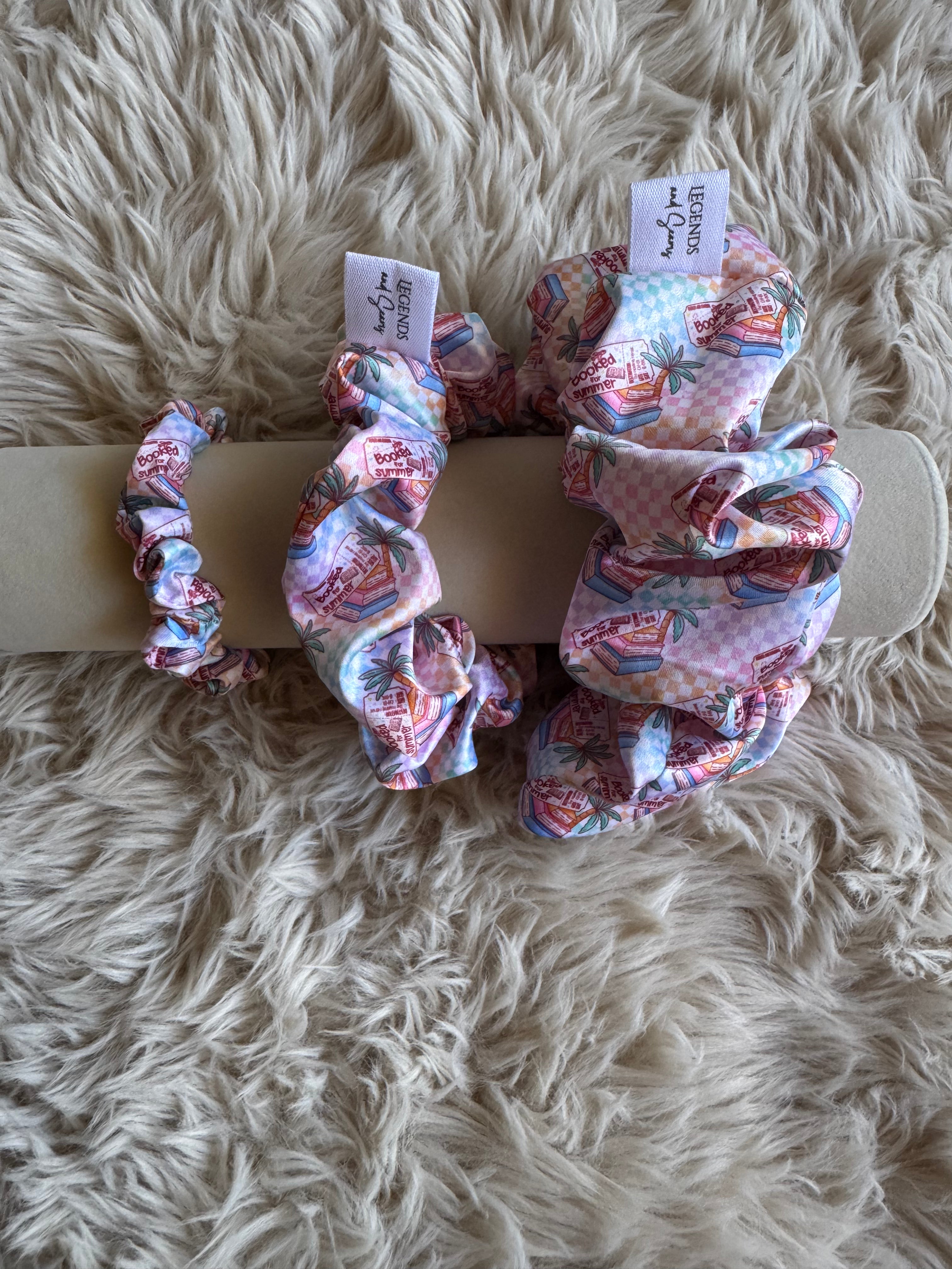 Scrunchie Booked for summer